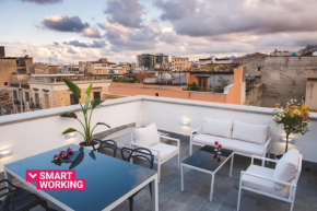 Archimede Apartment with Terrace by Wonderful Italy